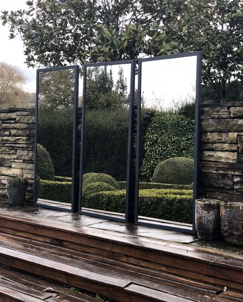 Landscaping Modern, Garden Mirror, Contracting Company, Iranian Food, Mirror Panels, Garden Mirrors, Outdoor Mirror, Modern Garden Design, Contemporary Mirror