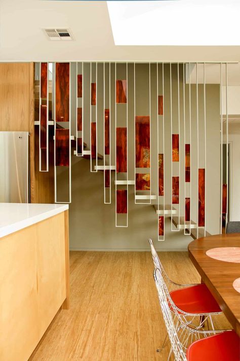 Stair Partition Design, Staircase Divider, Staircase Design Wall, Stair Divider, Stairs Wall Design Modern, Lodge Design Ideas, Stairs Wall Design, Glass Staircase Railing, Wooden Wall Art Panels