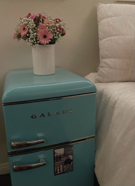 Blue Mini Fridge In Bedroom, Mini Fridge Area In Bedroom, Cute Mini Fridge In Bedroom Aesthetic, Mini Fridge Dorm Ideas, Mini Fridge For Bedroom, Mini Fridge Decoration Ideas, Room With Mini Fridge, Cute Mini Fridge In Bedroom, Mini Fridge Bedroom