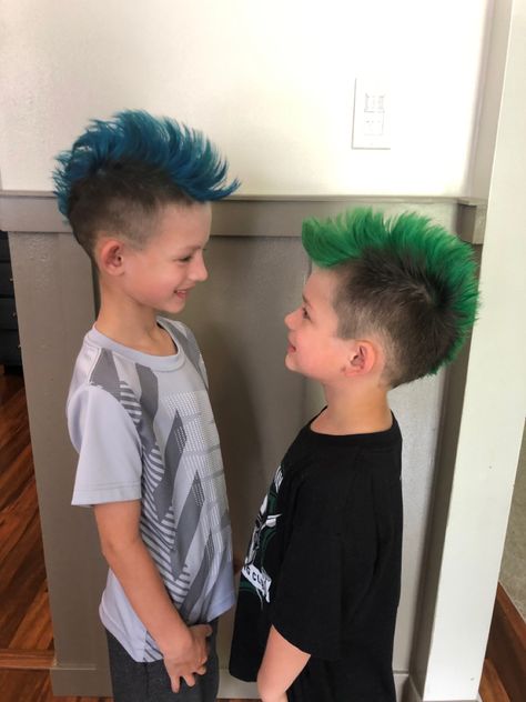 Fun colored mohawk for little boys Mowhak Hairstyle For Boys, Little Boy Mohawk Faux Hawk, Mohawks For Boys, Mohawk For Boys, Boys Mohawk Haircut Kids, Modern Mohawk Boys, Kids Mohawk Haircut, Faded Mohawk Boys, Boys Mohawk Haircut