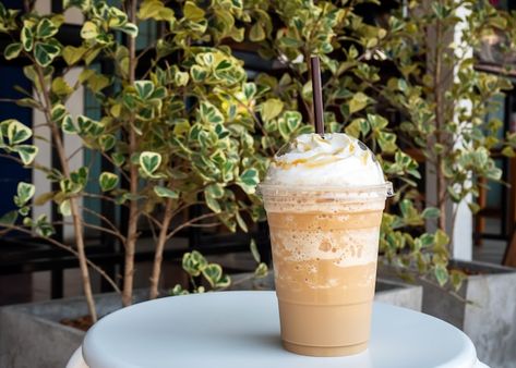 Cappuccino blended in plastic cup. serve... | Premium Photo #Freepik #photo #ice-latte #cold-coffee #ice-coffee #frappe Coffee Glasses, Frappe, Plastic Cup, Premium Photo, Cappuccino, Whipped Cream, Blending, Stock Photos, Drinks