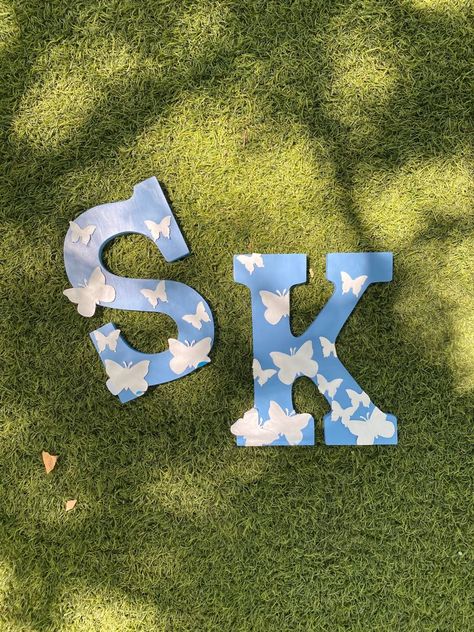 Sigma Kappa Letters Painted, Sorority Letter Painting Ideas, Sorority Wooden Letters Decorated, Delta Zeta Wooden Letters, Butterfly Big Little Reveal, Greek Letters Painted Sorority, Sorority Letter Painting, Sorority Letter Designs, Wooden Butterfly Painting Ideas