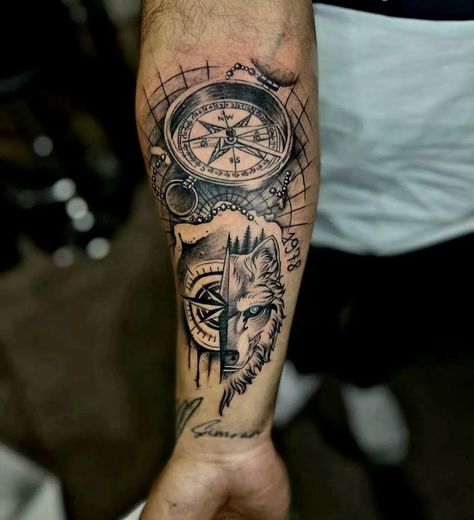 Wolf And Compass Tattoo Men, Compass With Wolf Tattoo, Compass Wolf Tattoo, Wolf And Compass Tattoo, Wolf Clock Tattoo, Compass Artwork, Compas Tattoo, Tattoo Machine Art, Dark Mark Tattoos