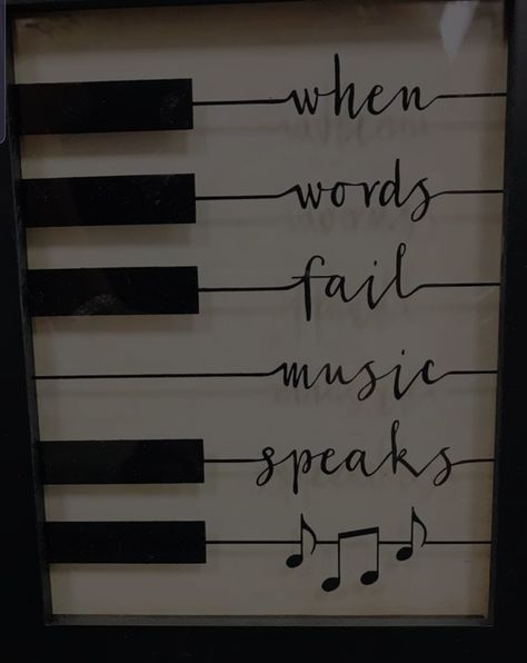 Musical Room Decor, Music Decor Diy, Dream Teen Bedrooms, Band Conductor, Piano Room Decor, Music Themed Rooms, Music Themed Bedroom, Unique Sayings, Choir Room