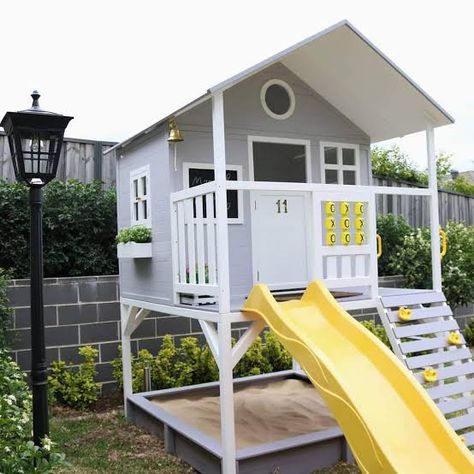 Cubby House Ideas, Kids Cubby Houses, Kids Cubbies, Play Area Backyard, Backyard Kids Play Area, Tree House Diy, Diy Playground, Cubby House, Playhouse Outdoor