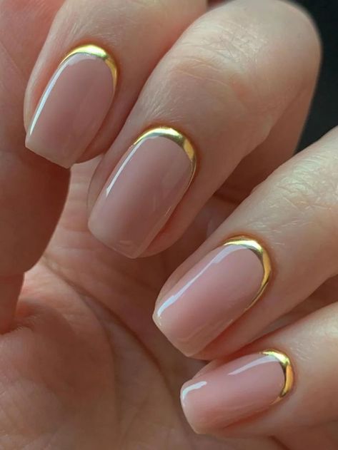 Gold Gel Nails, Hello Nails, Subtle Nails, Nail Art Trends, Classic Nails, Short Acrylic Nails Designs, Trim Nails, Cat Kuku, Luxury Nails