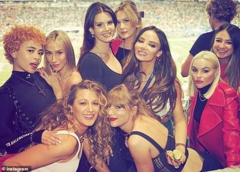 Taylor Swift might be best pals with Blake Lively and Selena Gomez - but they never spend time together as a trio - Taylor and Blake pictured at the 2024 Super Bowl final, without Selena Selena And Taylor, Chiefs Game, Estilo Taylor Swift, Long Live Taylor Swift, Live Taylor, Taylor Swift Pictures, Taylor Swift Style, Blake Lively, Taylor Alison Swift