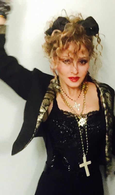 Madonna 80s Outfit, Madonna 80s Fashion, Madonna Outfits, 80s Outfit Ideas, 80s Theme Party Outfits, Madonna Costume, Madonna Concert, Madonna Fashion, Madonna Looks