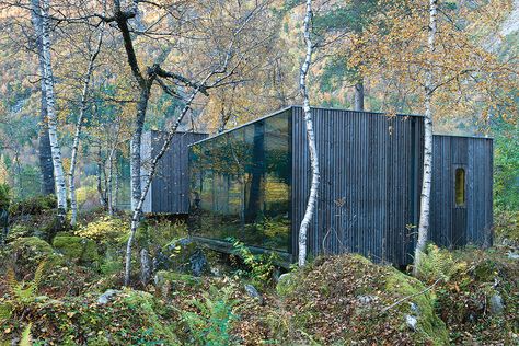 Juvet Hotel, Ex Machina House, A House In The Woods, Landscape Hotel, Norwegian House, House Lake, Norwegian Wood, Nature Architecture, Architecture Images