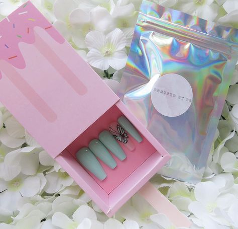 Fake Nails Packaging, Nail Packaging Ideas, Nails Subtle, Nail Packaging, Nails Packaging, Nails Box, Dip Nail Colors, Art Packaging, Set Packaging