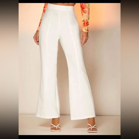 White High Waisted Flair Leg Pants New! Never Worn! Size 4 Types Of Trousers, White Flare Pants, White Slacks, Ruched Pants, Style Wide Leg Pants, Black Flare Pants, White Flares, Party Pants, Black Wide Leg Pants