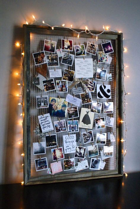 60 Ways to Repurpose & Reuse Old Picture Frames - TheHomeRoute Diy Christmas Light Decorations, Cadre Photo Diy, Pageant Questions, Pageant Tips, Foto Muro Collage, Photo Collage Diy, Diy Dorm Decor, Vision Board Diy, Diy Dorm