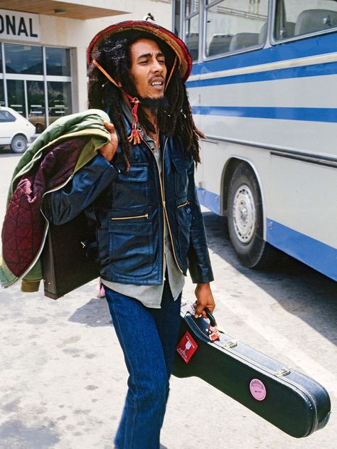 Bob Marley: Style God Bob Marley Legend, Marley Family, Bob Marley Pictures, Damian Marley, Image Positive, Peter Tosh, Bob Marley Art, Robert Nesta, Nesta Marley