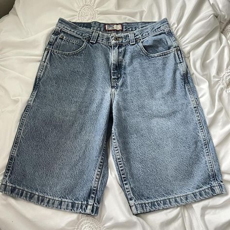 Jorts Vintage Light Denim Jorts - Old Navy Size:... - Depop Light Wash Jorts, Jean Jorts, Thrift Finds Clothes, Jorts Women, Outfits Jorts, Summer Jorts, Denim Jorts, Vintage Old Navy, Androgynous Outfits