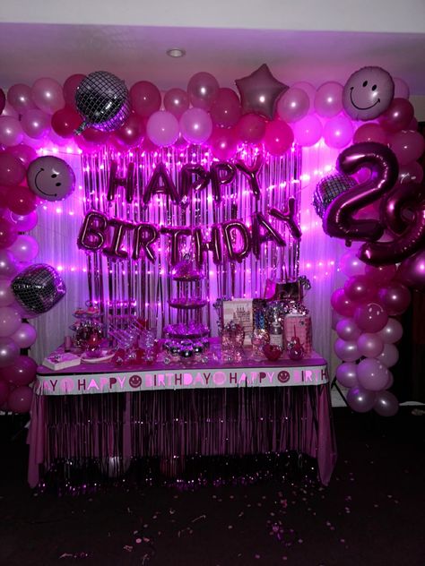 Girly Birthday Decorations Pink, 18th Birthday Party Backdrop Ideas, Barbie 18th Birthday Party Cake, Pink 22nd Birthday Party, Birthday Party House Decorations, Airbnb Birthday Party Decorations, Hot Pink Birthday Decorations Ideas, 18th Birthday Party Ideas Decoration Pink, Pink Birthday Party Aesthetic Ideas