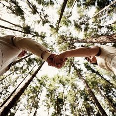 Couple Photo | Outside Photo | Photo taken from below facing up into tall trees. Couple holds hands as they look at each other. Foto Pertunangan, Wedding Fotos, Pre Wedding Photoshoot Outdoor, Pre Wedding Poses, Pose Fotografi, Have A Lovely Weekend, Foto Poses, Wedding Engagement Photos, Photo Couple