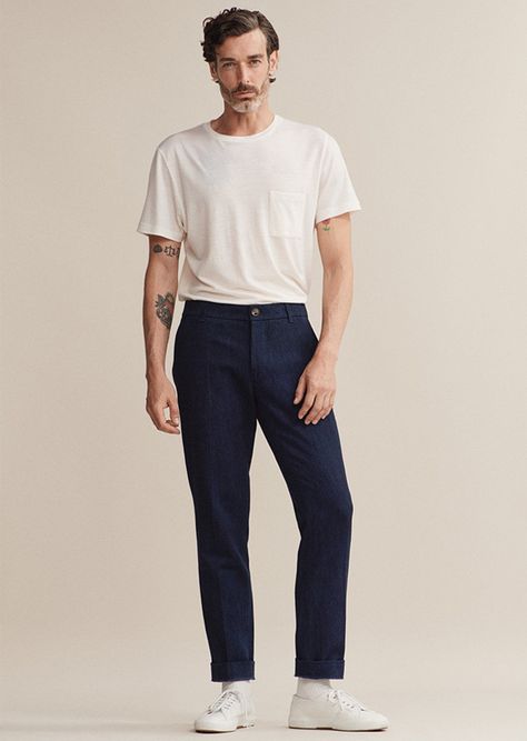 high-waisted trousers Mens High Waisted Trousers, Tucked In Shirt Outfit, Trousers Outfit Men, Jeans Outfit Men, Trousers Outfit, Shirt Outfit Men, Minimalist Fashion Men, Stylish Men Casual, Shirt Tucked In