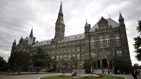 Georgetown Prestigious School, White Guilt, Us Universities, Dc Trip, Slave Trade, Georgetown University, New College, Top Colleges, University Of Washington