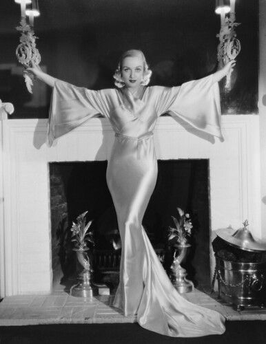 Oud Hollywood, Klasik Hollywood, Stars D'hollywood, Glamour Vintage, Carole Lombard, Old Hollywood Glam, Business Lifestyle, Hollywood Icons, Actrices Hollywood