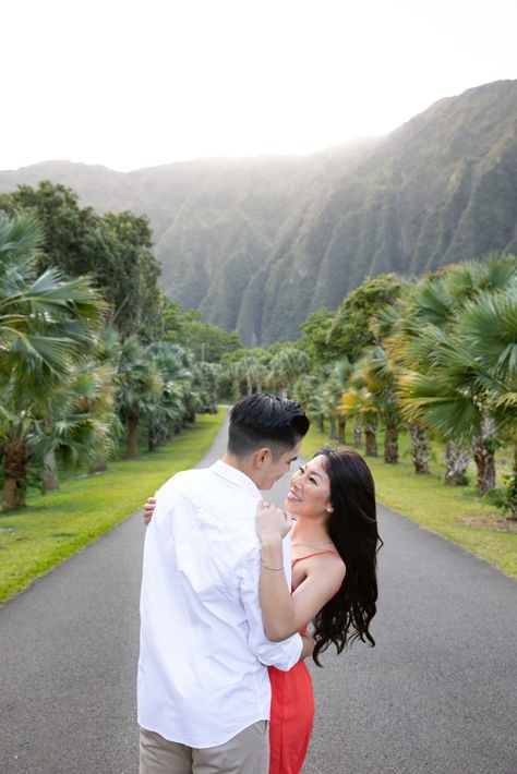 Manoa Falls Oahu, Oahu Waikiki, Tropical Wedding Inspiration, Travel Photoshoot, Hawaii Photography, Photoshoot Locations, North Shore Oahu, Photo Shoot Location, Oahu Wedding