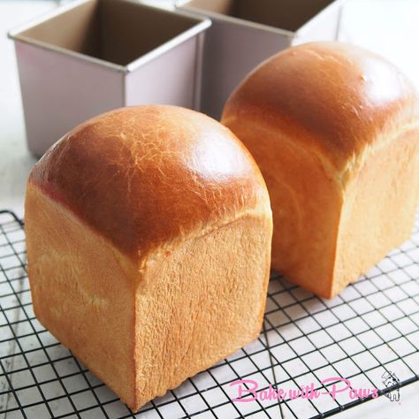 Soft Yogurt Bread, Soft and fluffy Yogurt Bread, Yogurt Bread, Old Dough Method, Soft Bread, Soft Yogurt Loaf, Yogurt Loaf Soft Sourdough Bread, Yogurt Bread, Bread Makers, Loaf Of Bread, Bun Recipe, Bread Machine, Instant Yeast, Bread Flour, White Bread