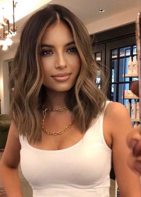 Haircolour For Dark Skin, Hair Colors For Olive Toned Skin, Balayage Hair For Tan Skin Tone, Hair Color Tanned Skin, Tan Skin Dark Brown Hair, Hair Color Ideas For Dusky Indian Skin, Hair Color For Morena Skin Filipina Highlights, Hair Colour Ideas For Asian Skin, Hair Colour For Tan Skin Asian