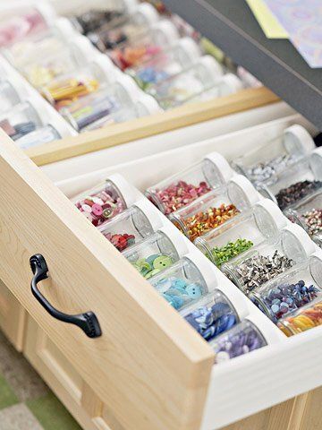 Types Of Beads, Spice Organization Drawer, Spice Drawer, Dream Craft Room, Jewelry Cleaning, Ideas Para Organizar, Scrapbook Room, Bead Storage, Mini Storage