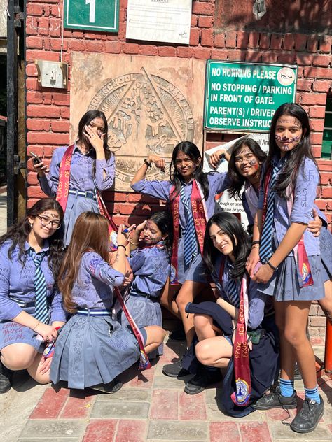 Indian High School Aesthetic, School Dress Uniform Indian, Indian School Aesthetic, Indian School Students, Indian School Uniform, High School Photoshoot, Dps School, School Structure, Glow Ups