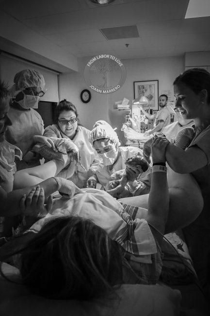 Beautiful hospital birth photography #BabyCenter Delivery Room Pictures, Delivery Room Photography, Delivery Room Photos, Beautiful Hospital, Child Birth Photography, Delivery Photography, Birth Photography Hospital, Baby Hospital Photos, Labor Photos