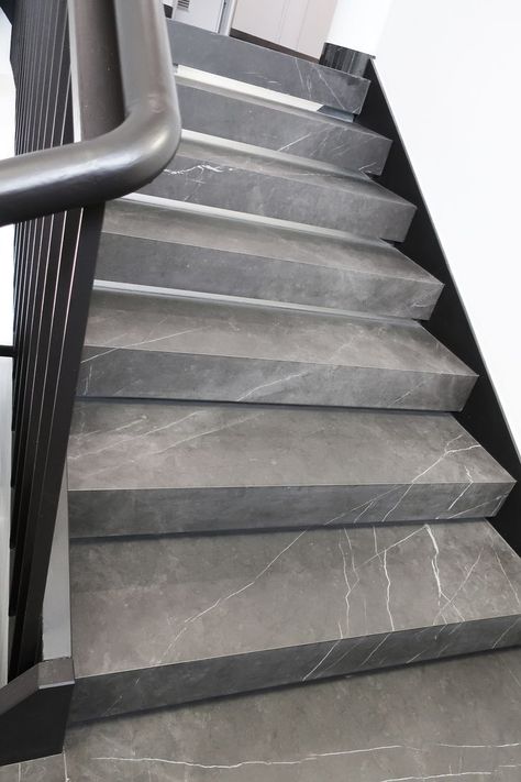 Steps and treads Granite Staircase Design Modern, Staircase Design Modern Luxury, Granite Staircase Design, Staircase Tiles Design, Modern Marble Floor, Home Tiles Design, Stairs Tiles Design, Granite Stairs, Stair Design Architecture