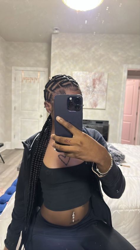 Black Nail Styles Short, Zig Zag Fulani Braids, Feed Ins, Mirror Flicks, Weave Ponytail Hairstyles, Big Box Braids Hairstyles, Feed In Braids Hairstyles, Cute Braided Hairstyles, Braided Cornrow Hairstyles