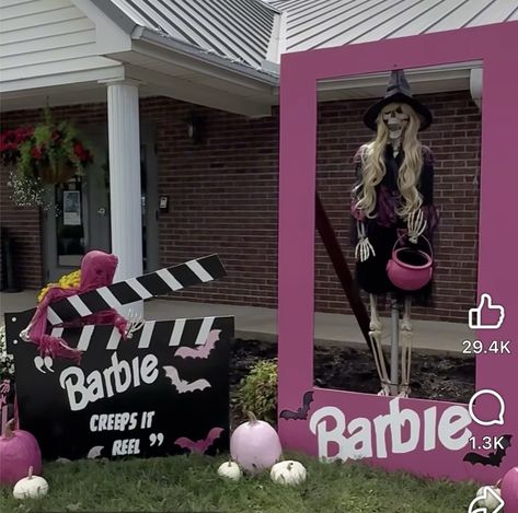 Barbie Themed Trunk Or Treat, Barbie Halloween Decor, Trunk Or Treat Barbie, Barbie Halloween Decorations, Barbie Halloween, Barbie Theme, Trunk Or Treat, Halloween Themes, Trunk