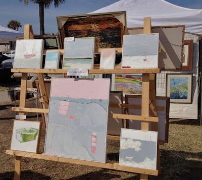 Art Festival Booth Display, Festival Booth Display, Art Display Panels, Art Festival Booth, Art Fair Display, Framed Art Display, Art Fair Booth, Pallet Display, Craft Fair Booth Display