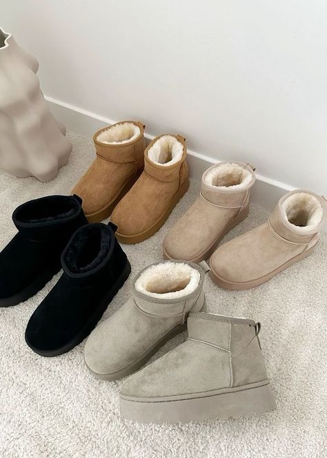 Cute Uggs, Shoe Wishlist, Uggs Outfit, Trendy Winter, Shoe Inspo, Girly Shoes, Comfortable Boots, Swag Shoes, Pretty Shoes