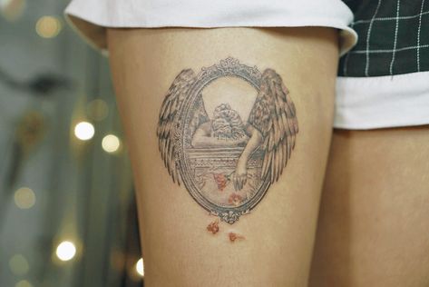 Weeping Heart Tattoo, Gardian Angel Tattoo, Weeping Angel Tattoo, Angel Tattoo For Women, Graveyard Tattoo, Crying Angel, Guardian Angel Tattoo, Skin Drawing, Weeping Angel