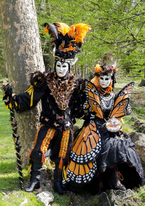 Masquerade Outfit Ideas, Venetian Costumes, Carnival Masquerade, Venice Carnivale, Mask Venetian, Masquerade Outfit, Venice Carnival Costumes, Costume Venitien, Carnaval Costume