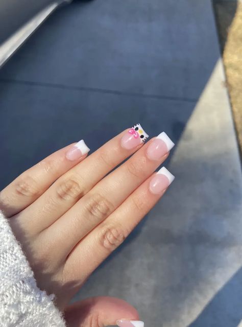 Easy Gel Nails For Beginners, Hello Kitty Manicure, French Tip Hello Kitty Nails, Extra Small Nails, Nails Middle Length, Nail Inspo Short Square, Paznokcie Hello Kitty, Nude Nail, Grunge Nails