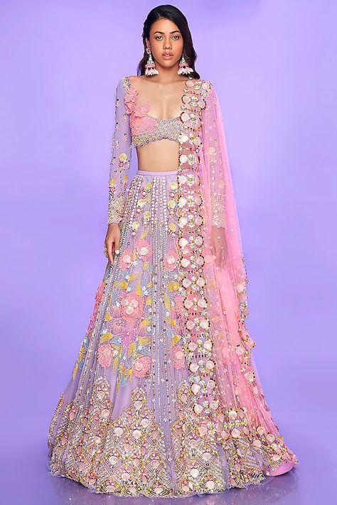 Lilac Embroidered Lehenga Set Design by Papa Don't Preach by Shubhika at Pernia's Pop Up Shop 2022 Shells Embroidery, Lilac Lehenga, Papa Don't Preach, White Anarkali, Sangeet Outfit, Indian Outfits Lehenga, Floral Lehenga, Set Saree, Chanderi Silk Saree