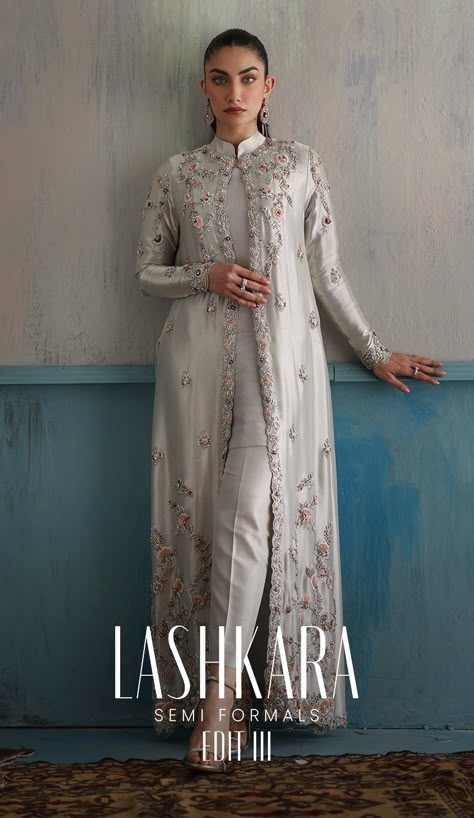 Rozina Munib & Women Dresses Designer Pakistani Women Dresses, Pakistani Formal Dresses, Punjabi Fashion, Pakistani Fancy Dresses, Pakistani Fashion Party Wear, Fancy Dresses Long, Women Dresses Classy, Dress Design Patterns, Designer Party Wear Dresses