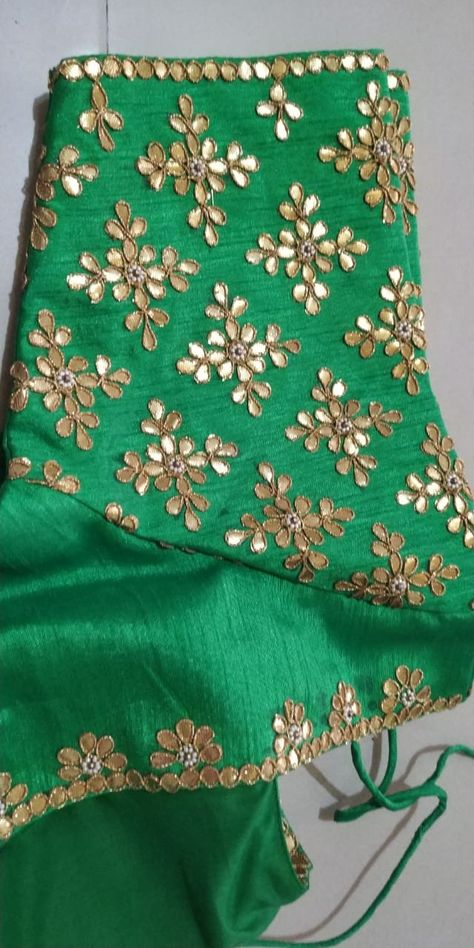 Gotta Patti work Gotapatti Work Blouses, Gotapatti Work Kurti, Gotta Patti Work Embroidery, Simple Maggam Work Blouses, Gota Patti Blouse, Simple Maggam Work, Gotapatti Work, Indian Embroidery Designs, Gotta Patti Work