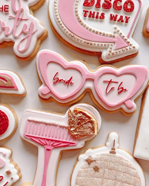 Hen Party Cookies, Bachellorete Ideas Decor, Disco Bachelorette Cookies, Bachelorette Party Cookies Decorated, Disco Sugar Cookies, Hens Cookies, Bachelorette Cookie Ideas, Bachelorette Party Desserts, Beyonce Bachelorette