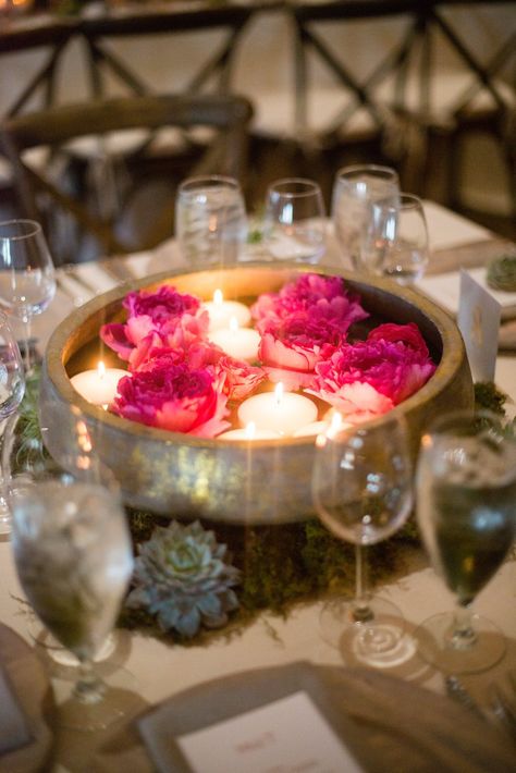 Floating Centerpiece in Bowl Floating Candle Centerpieces Wedding, Floating Centerpieces, Alfresco Wedding, Floating Candles Wedding, Floating Candles Bowl, Floating Candle Centerpieces, Wedding Indoor, Gold Bowl, Candle Wedding Centerpieces