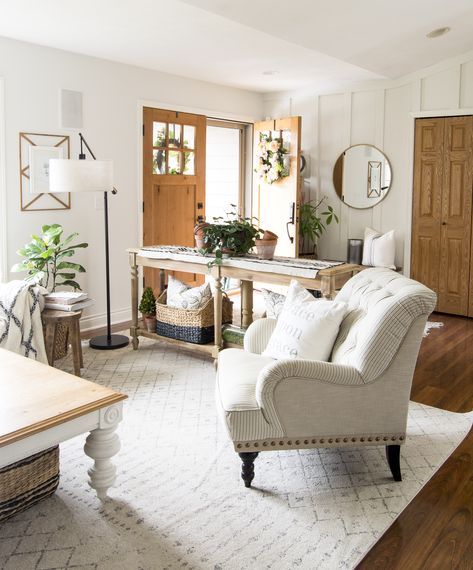 Do you have an eclectic design style? Over on the blog I'm sharing how I take my spring vintage farmhouse decor and modernize it with a boho twist! #fromhousetohaven #springvintagefarmhousedecor #vintagefarmhouse #bohofarmhouse Living Room With Piano, House Facelift, Grace In My Space, Eclectic Design Style, Farmhouse Tour, Homeowner Tips, Woodworking Hacks, Simple Decorating, Vibeke Design