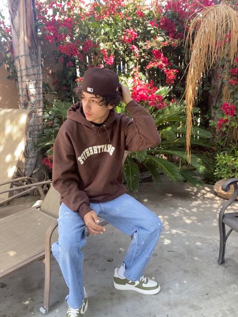 light washed carhartt and brown hoodie with a san diego padres fitted and custom airforce 1 Brown Hoodie Outfit, Carhartt Streetwear, Mens Carhartt, Hoodie Outfit Men, Carhartt Hoodie, Guys Fits, Brown Hoodie, Mens Trendy Outfits, Hoodie Fits