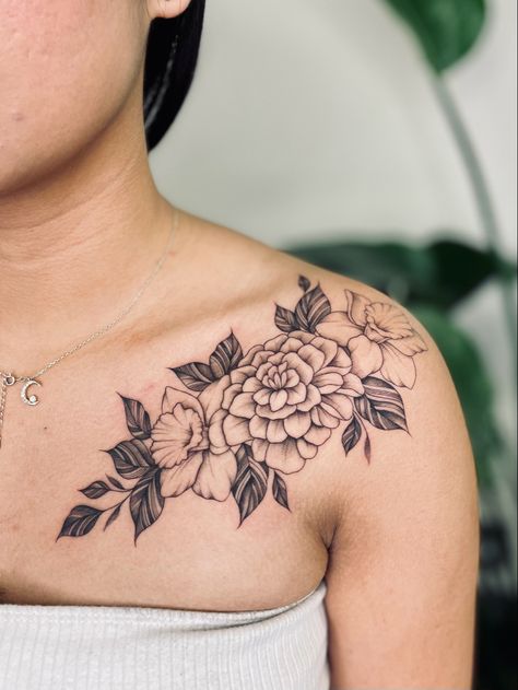 Marigold Stencil Tattoo, Marigold Daffodil Tattoo, Marigold Flower Tattoo Sleeve, Rose Daffodil Tattoo, Marigold Shoulder Tattoo, Marigold And Daffodil Tattoo, Marigold Flower Tattoo Black And White, Mary Gold Flower Tattoo, Marigold Flower Tattoo