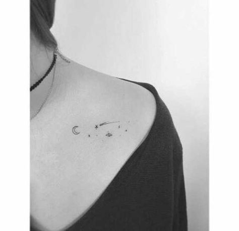 Tattoo Etoile, Scenic Tattoo, Tattoos Tiny, Tattoos Infinity, Universe Tattoo, Worlds Best Tattoos, Knuckle Tattoos, Handpoke Tattoo, Hand Poked Tattoo