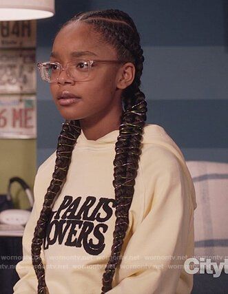 Diane’s yellow Paris Lovers hoodie on Black-ish. Outfit Details: https://wornontv.net/210671/ #Blackish Diane Johnson Blackish Outfits, Diane Blackish Hairstyles, Zoe Johnson Grownish Hairstyles, Diane Blackish, Diane Johnson Blackish, Diane Johnson Blackish Hairstyles, Black Celebrities Female, Rainbow Johnson Blackish Hair, Blackish Hairstyles