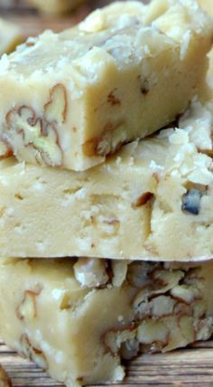 Butter Pecan Fudge Recipe, Butter Pecan Fudge, Pecan Fudge, Homemade Fudge Recipes, Easy Candy Recipes, Fudge Candy, Oh Fudge, Fudge Recipes Easy, Homemade Fudge