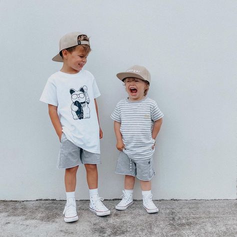 Boys Converse Outfit, Cairo Outfit, Brothers Outfits, Kids Converse Shoes, Boy Ootd, Toddler Boy Summer Outfits, High Top Converse Outfits, White Converse Outfits, Kids Street Style