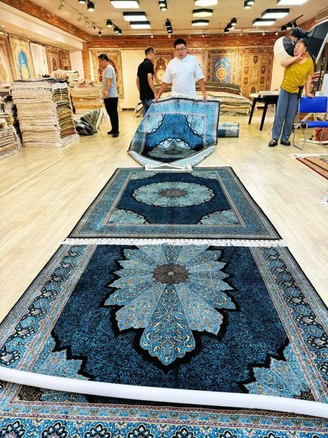 These Handmade Silk Carpets Will Be Sent to Turkey - Yilong Carpet Factory Arab Carpet, Indian Cashmere N Silk Rugs, Wool Silk Rug, Kashmir Silk Carpets, Silk Carpet, Turkish Design, Rug Runners, Square Rug, Silk Rug